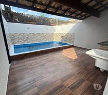 Casa com piscina e espaço gourmet em Itanhaém