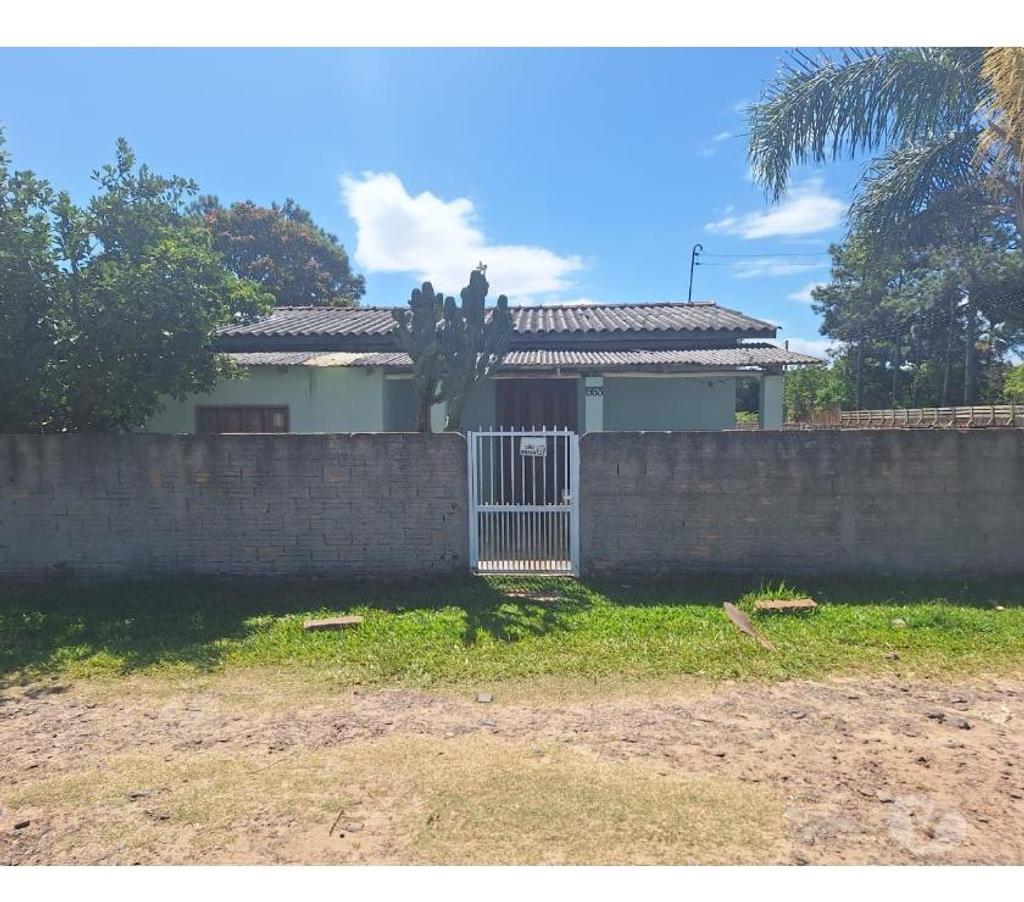 Apartamentos a venda Torres RS - Fotos para Duas casas em um terreno de esquina Escriturado