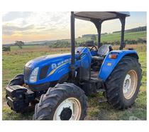 Trator New Holland TT 4.75 4x4 (Redutor Creeper + Reversor)