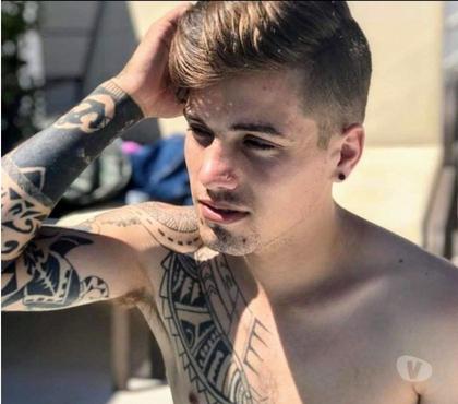 Acompanhantes masculinos - Fotos para Me chame no wpp 47984188039