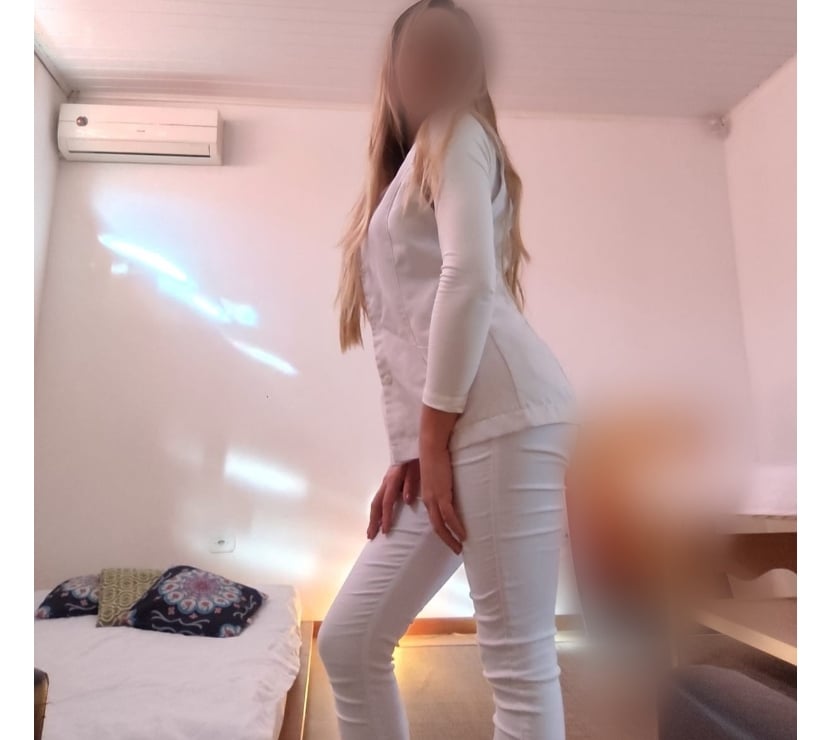 Garotas de programa Matriz Curitiba PR - Fotos para BIA LOIRA MASSAGISTA E ACOMPANHANTE DISCRETO ESTACIONAMENTO