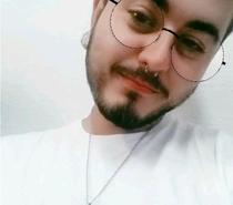 Amizade com namoro junto.