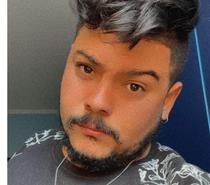 Seu putinho rabudo baixinho moreninho