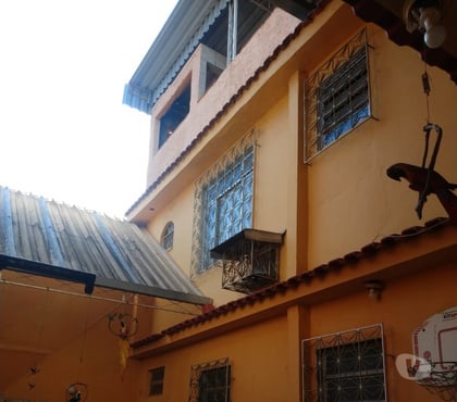 Casas a venda Bangu Rio de Janeiro RJ - Fotos para CASA TRIPLEX COM TERRAÇO-REALENGO