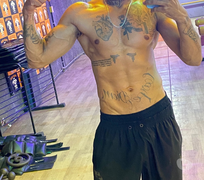 Acompanhantes masculinos Copacabana Rio de Janeiro RJ - Fotos para Moreno tatuado 23cm