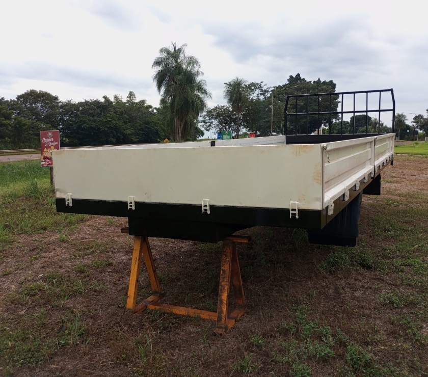  Acessórios Automóveis - Fotos para Carroceria de ferro ano 2011 pra caminhão