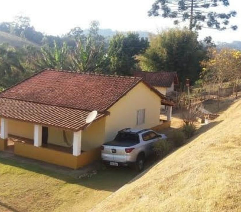 Fazendas - Sitios à venda - Fotos para Chácara em Pedra Bela-SP c 22.400 m² Nascentes.