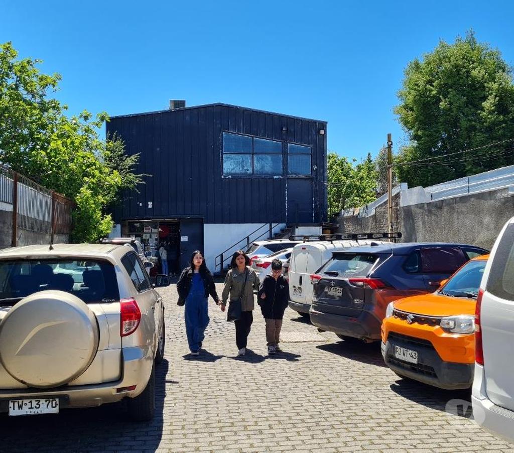 Arriendo bodegas Ñuble Chillán Viejo - Fotos de Local comercial tipo mall con 15 estacionamientos porpios