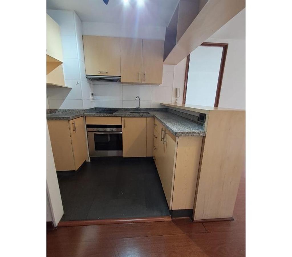 Arriendos Santiago Lo Barnechea - Fotos de Se Arrienda Departamento Edifcio La Cabaña