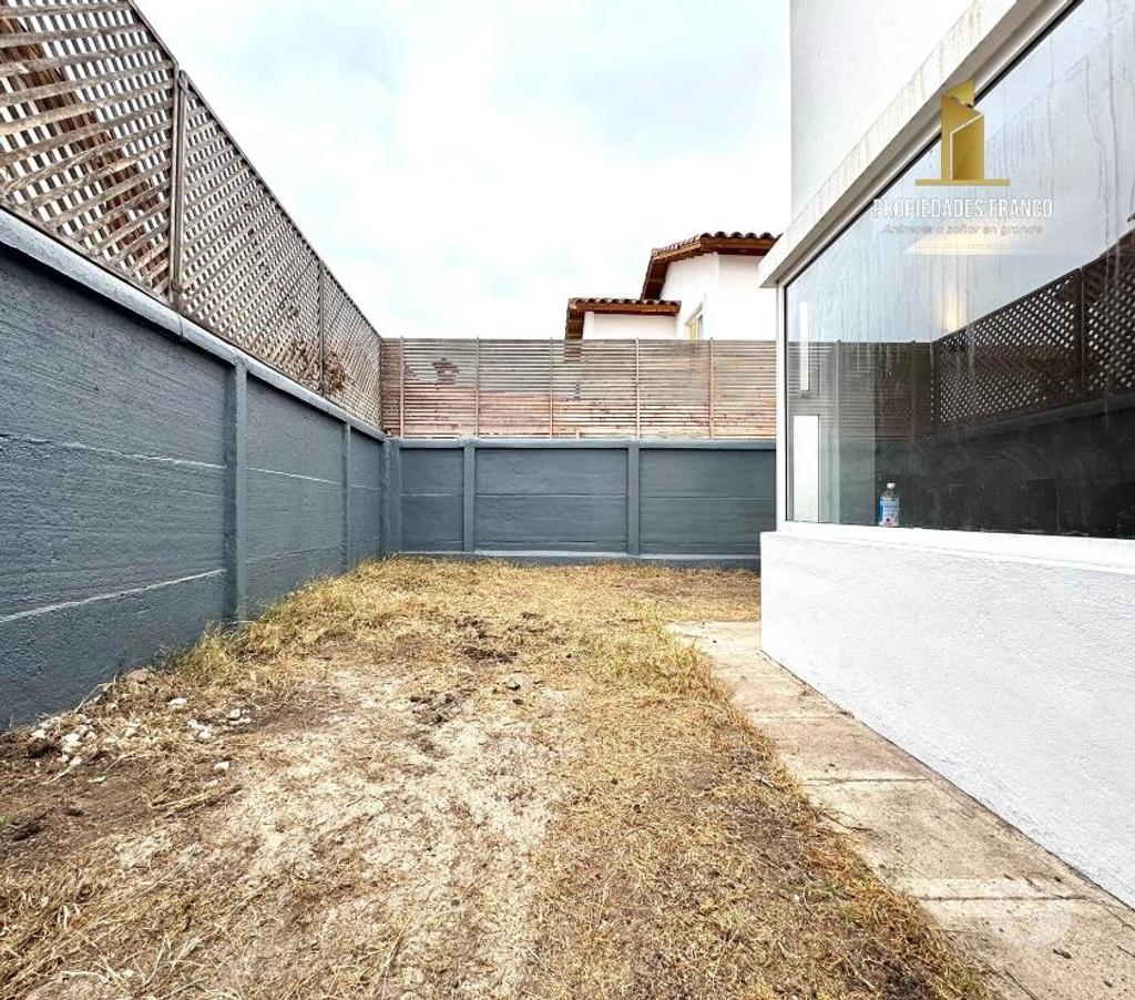 Bienes Raices Elqui Conquimbo - Fotos de COQUIMBO VENTA CASA 4D 3B REMODELADA DOS PISOS