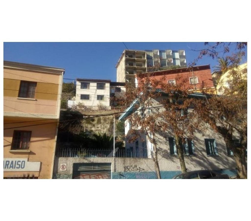 Arriendos Valparaíso Valparaíso - Fotos de Arriendo Casa 3d-1b-85mt2 C° Bellavista Valparaíso