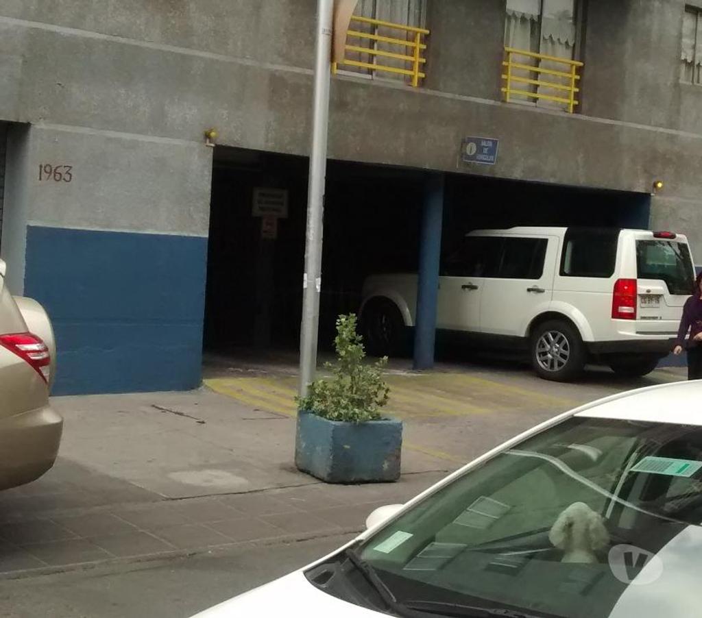 Arriendo bodegas Santiago Santiago - Fotos de Estacionamiento Santiago Centro Metro Sta Ana Plaza Brasil