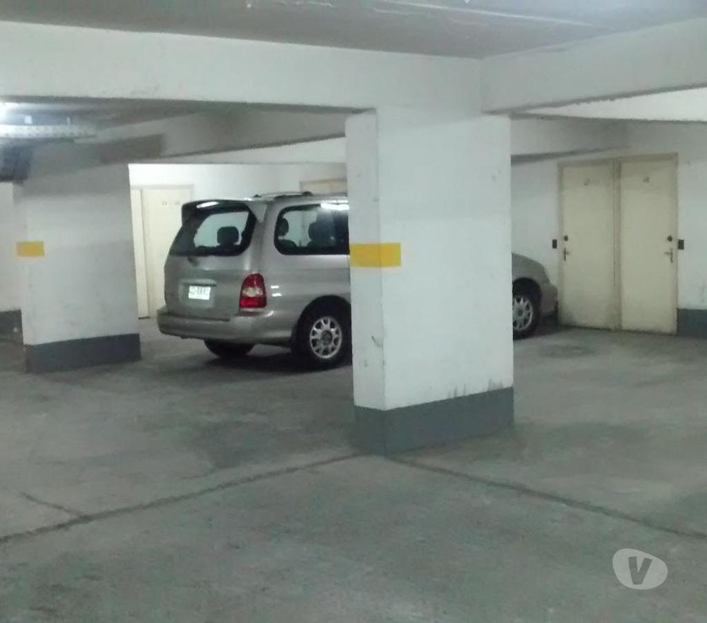 Arriendo bodegas Santiago Santiago - Fotos de Estacionamiento Santiago Centro Metro Sta Ana Plaza Brasil