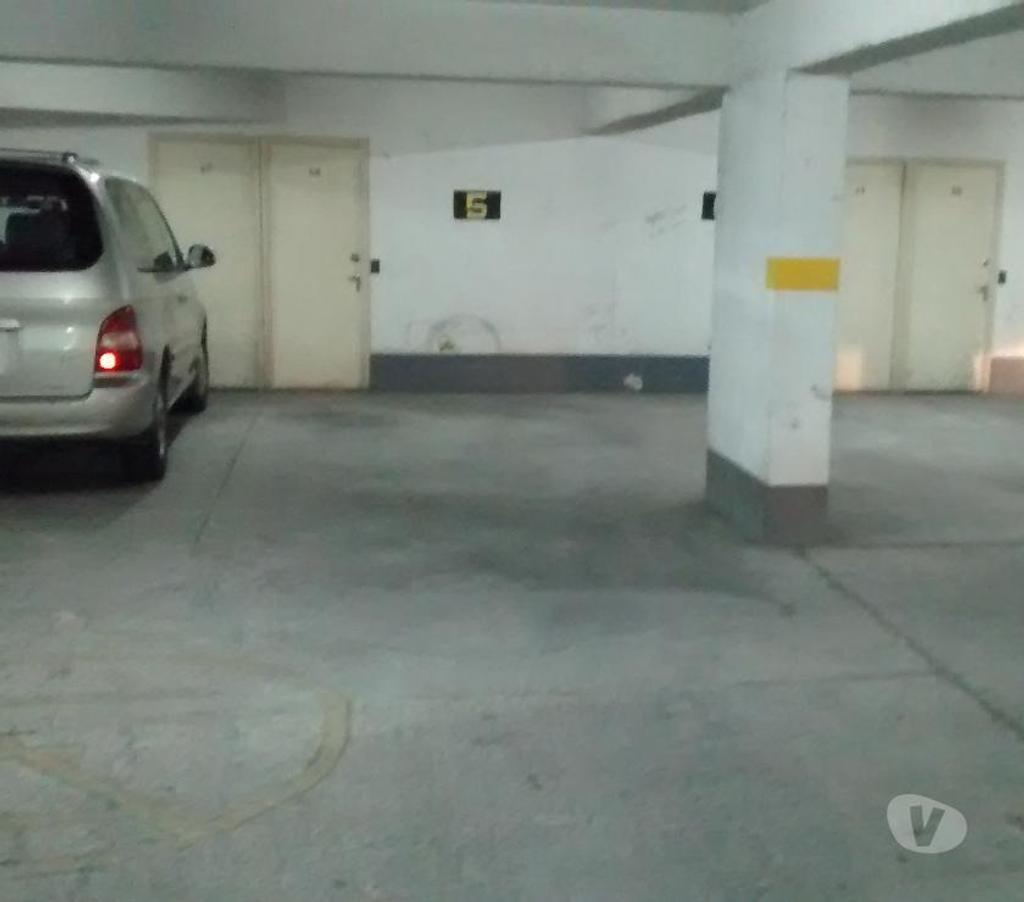 Arriendo bodegas Santiago Santiago - Fotos de Estacionamiento Santiago Centro Metro Sta Ana Plaza Brasil