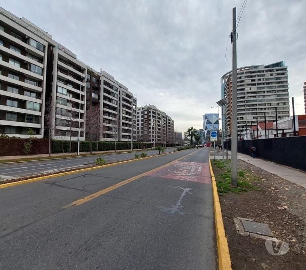 Bienes Raices Santiago Las Condes - Fotos de Las Condes, vivienda sólida.