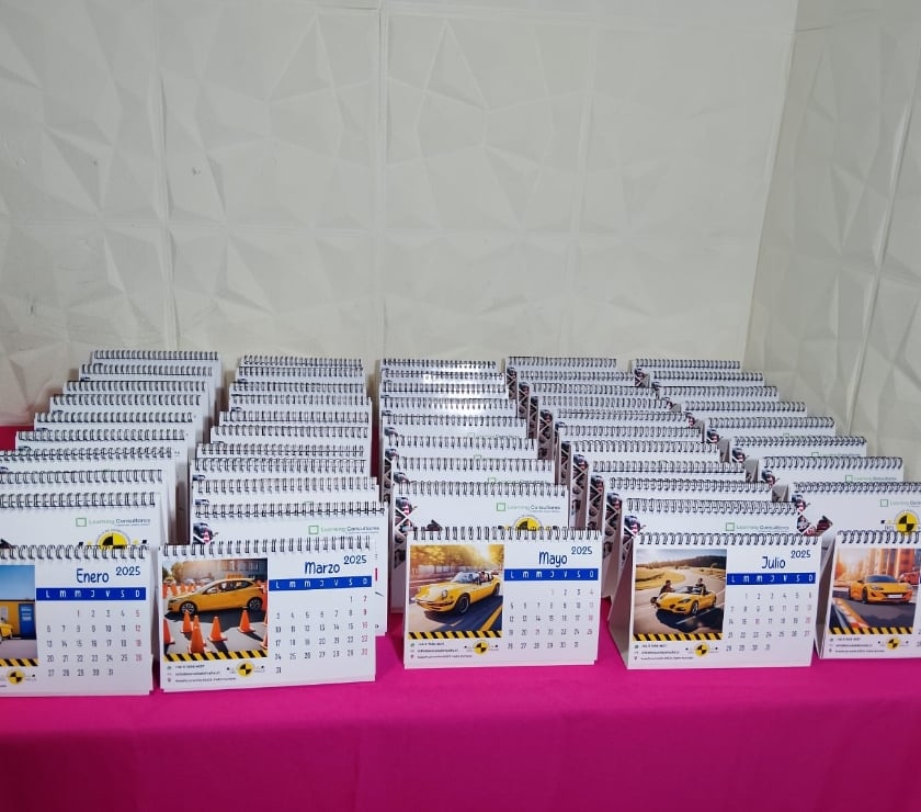 Otros Servicios Santiago Santiago - Fotos de calendariosde escritorios anillados y otros