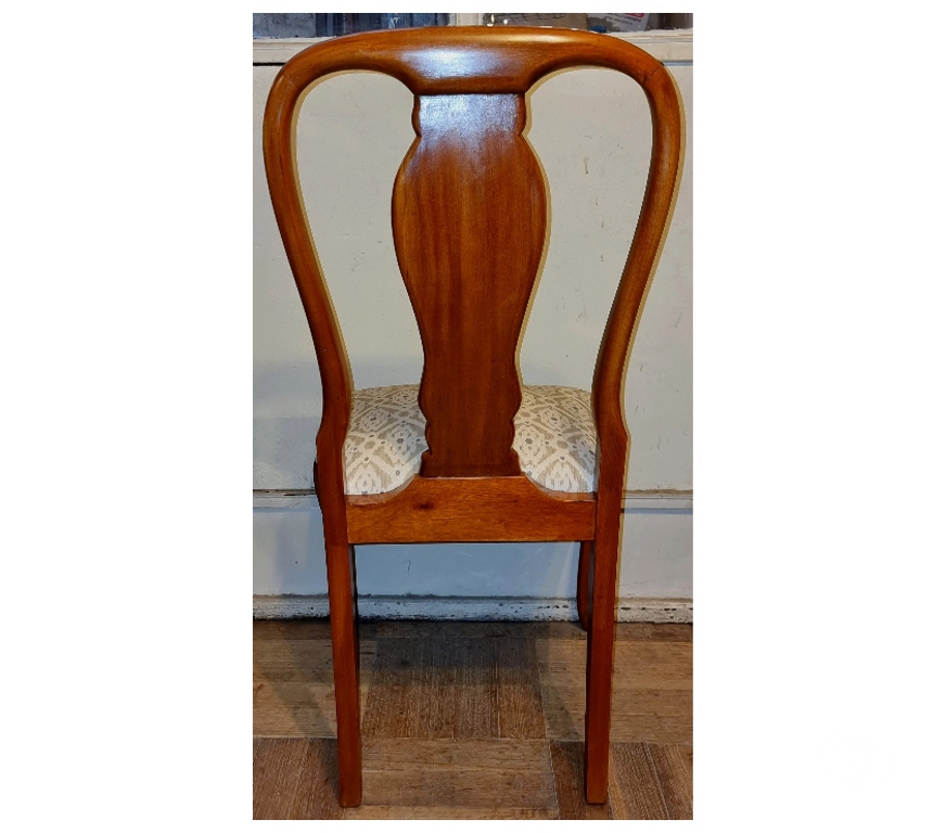 Muebles Santiago Quinta Normal - Fotos de 4 Sillas de Comedor estilo Reina Ana en madera de Lingue