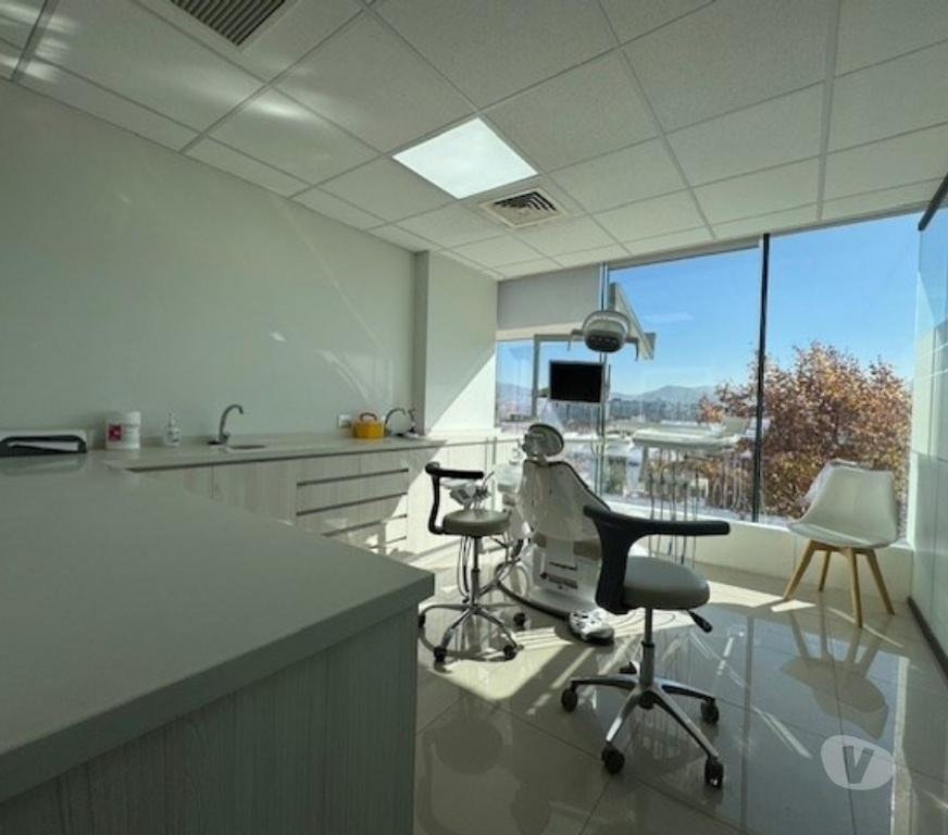 Arriendo oficinas Santiago Lo Barnechea - Fotos de CLINICA DENTAL 3 CLINICAS ULTIMA GENERACION NUEVA