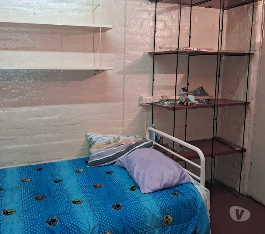 Arriendo de piezas Santiago La Florida - Fotos de PIEZA AMOBLADA SOLIDA 14 VICUÑA 3C DEL METRO
