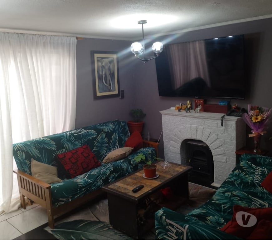 Bienes Raices Curicó Curicó - Fotos de CASA 4D+2B+1BO+1ES CURICO