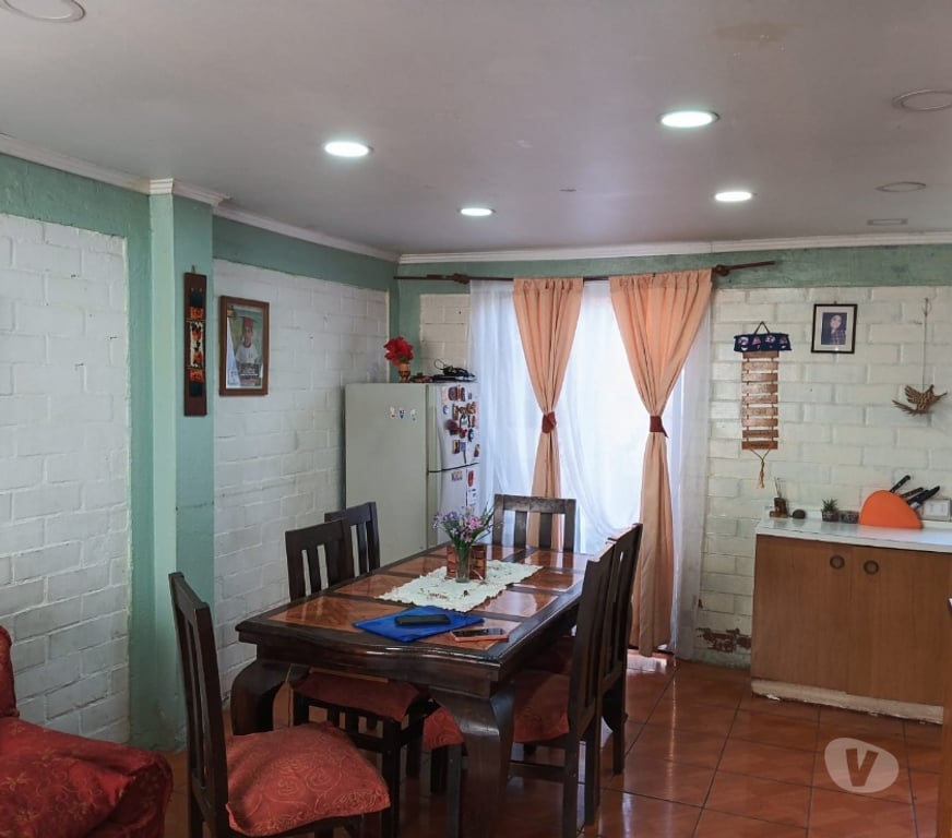 Bienes Raices Curicó Curicó - Fotos de CASA 4D+2B+1ES CURICO
