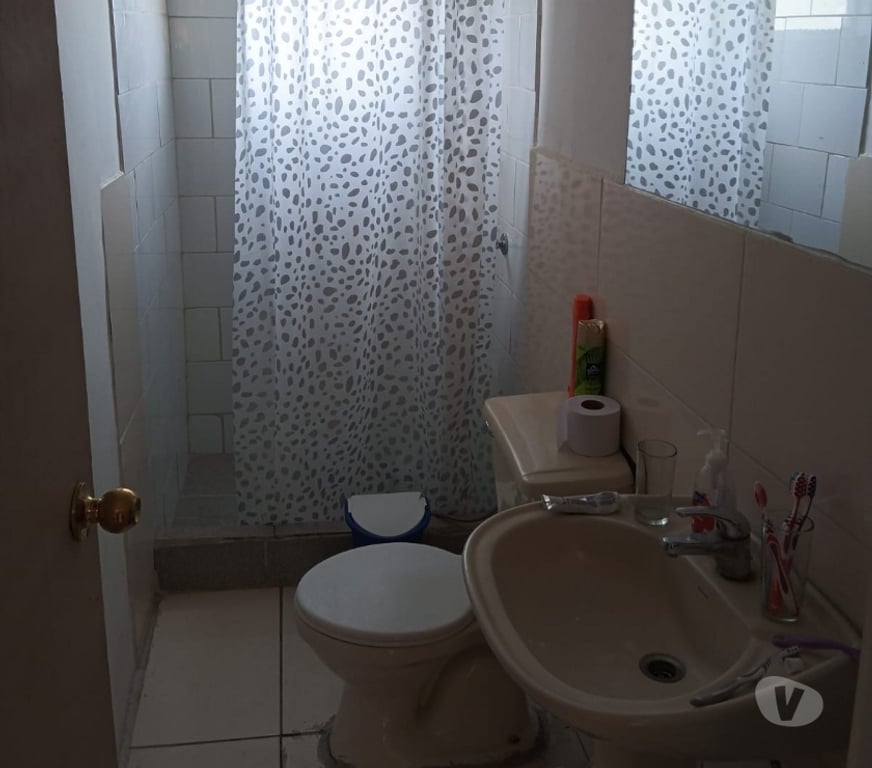 Bienes Raices Curicó Curicó - Fotos de CASA 4D+2B+1ES CURICO