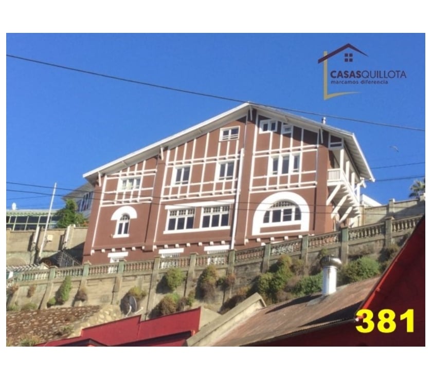 Se vende, Hermosa casa de 4 pisos en cerro Castillo