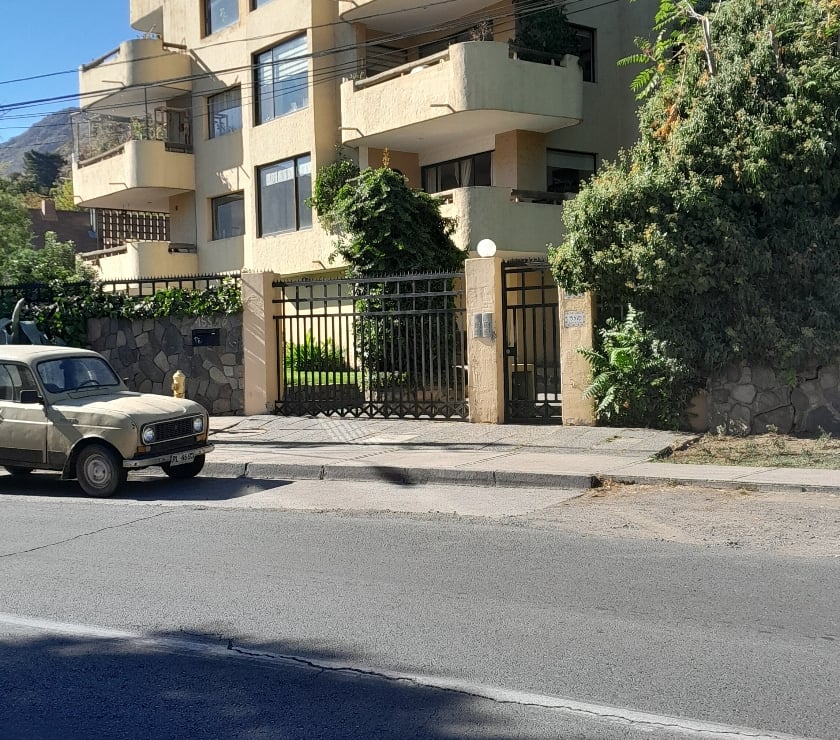 EXCELENTE DUPLEX 120 130 M2. 2 DORMITORIOS PASTOR FDES