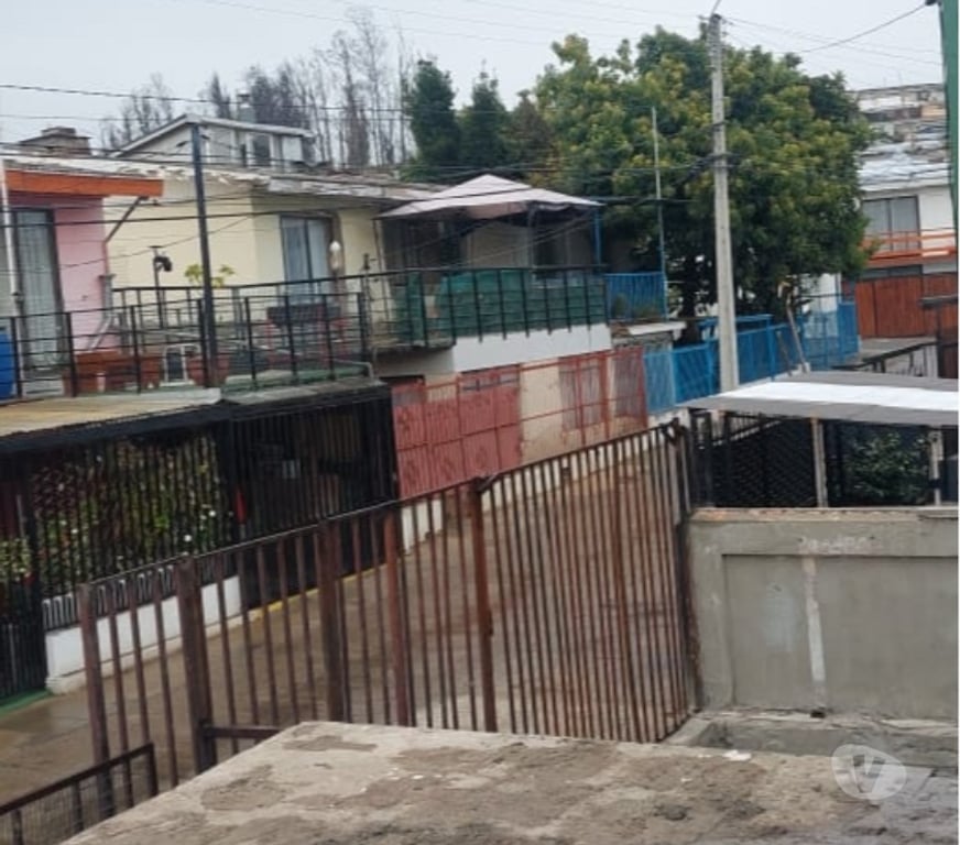 Bienes Raices Valparaíso Viña del Mar - Fotos de VENDO CASA 2 PISOS LINDA EN VIÑA DEL MAR $ 97.000.000.-
