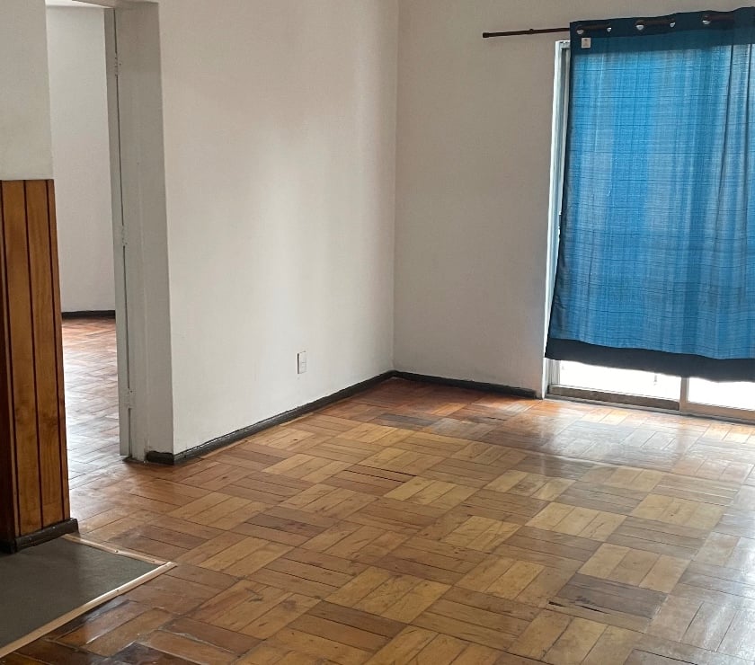 Amplio departamento a pasos barrio Víctoria