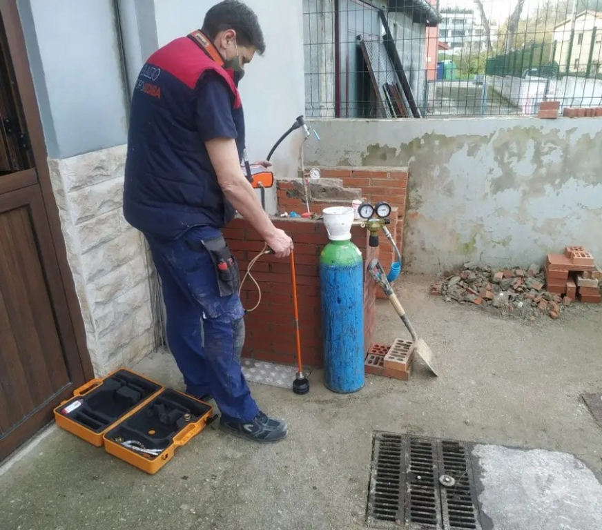 Reparaciones-Decoraciones Santiago Vitacura - Fotos de Deteccion y reparacion Filtraciones de agua
