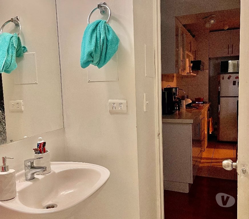 Arriendo de piezas Santiago Santiago - Fotos de ¡Habitación Privada para Profesional en Santiago! WhatsApp