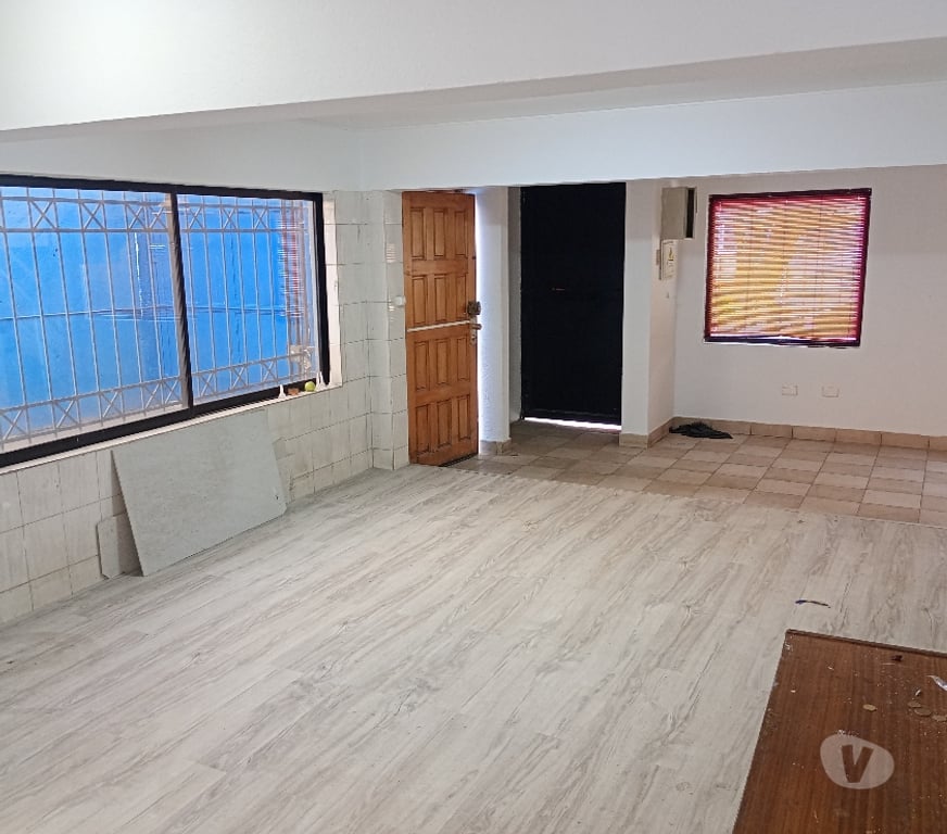 Arriendo bodegas Concepción Concepción - Fotos de Bien Ubicada, con oficinas, instalaciones, estacionamientos.