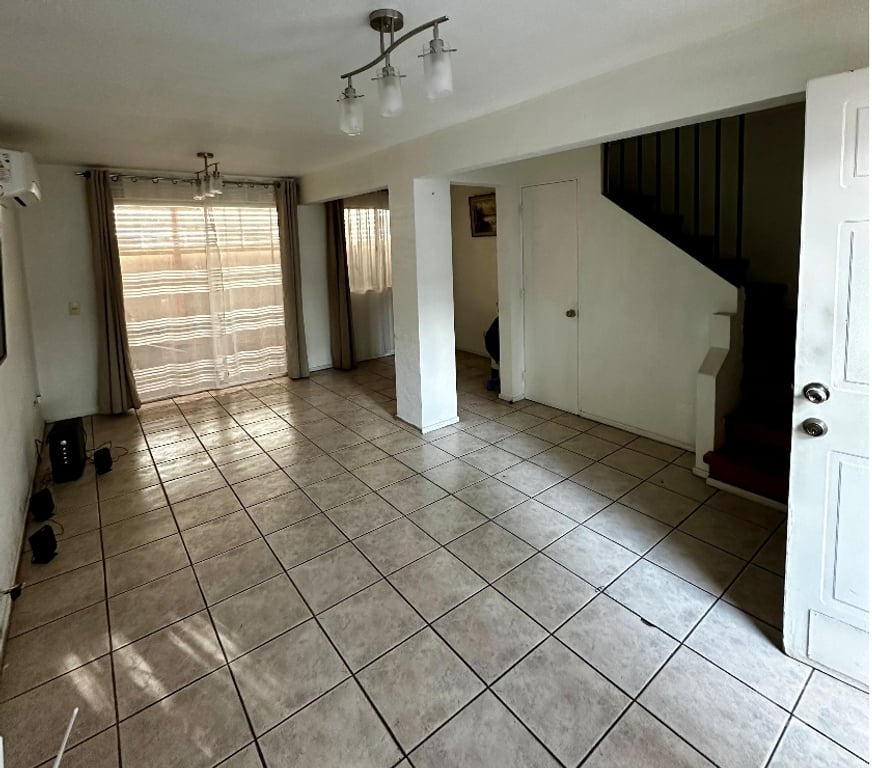 Bienes Raices Santiago Quilicura - Fotos de Casa 3D 3B 140m2 condominio Quilicura