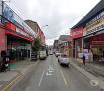 Fotos de Gran Local Comercial, con muy buena ubicación en esquina.