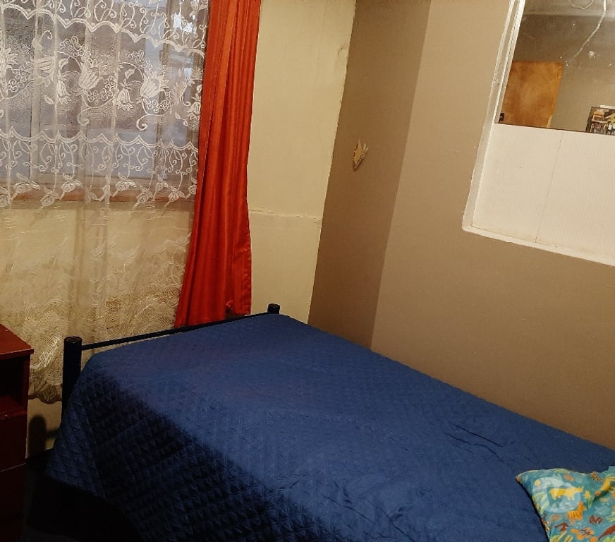 Arriendo de piezas Valparaíso Valparaíso - Fotos de Arriendo pieza estudiante frente USM