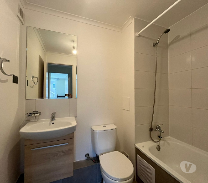 Bienes Raices Concepción Chiguayante - Fotos de Como Nuevo, con balcón, piscina y estacionamiento.
