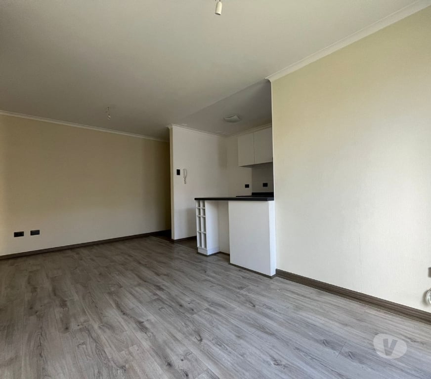 Bienes Raices Concepción Chiguayante - Fotos de Como Nuevo, con balcón, piscina y estacionamiento.