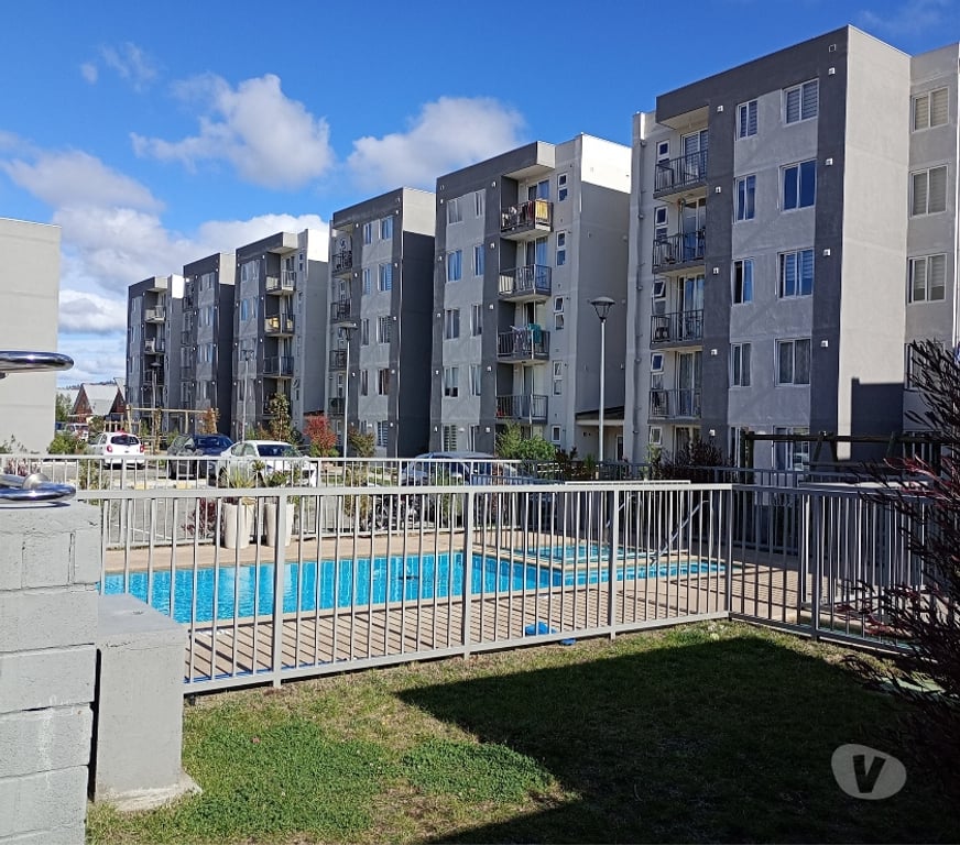 Bienes Raices Concepción Chiguayante - Fotos de Como Nuevo, con balcón, piscina y estacionamiento.