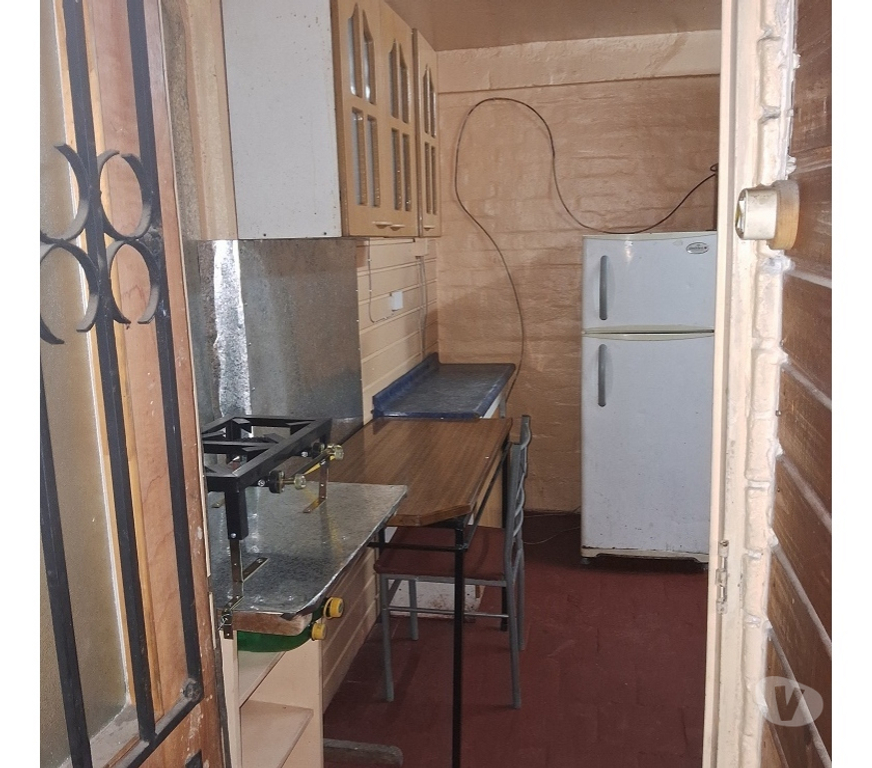 Arriendo de piezas Santiago La Florida - Fotos de PIEZA AMOBLADA WC PRIVADO 14 VICUÑA 3C DE METRO BELLAVISTA