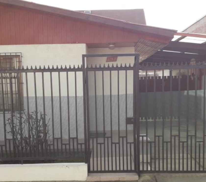 Casa Arriendo 2 piezas y 1 baño