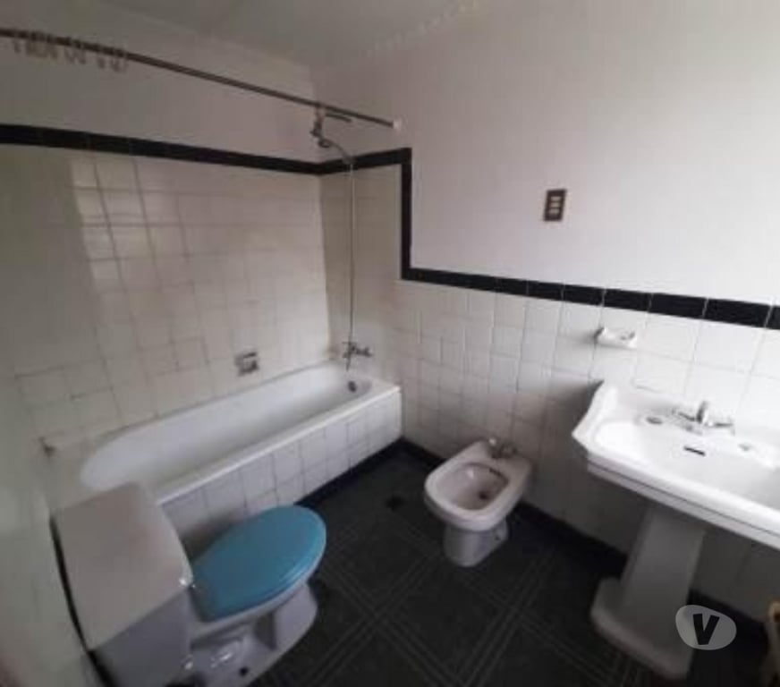 Bienes Raices Valparaíso Quilpué - Fotos de Excelente casa con muy buena ubicación central en Quilpué.