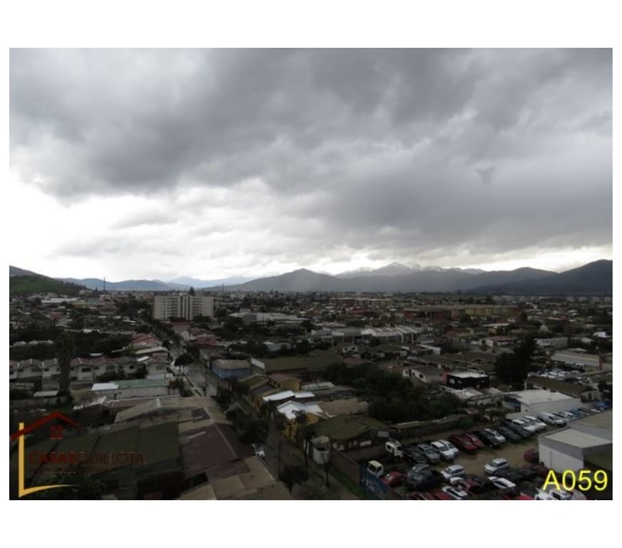 Arriendos Quillota Quillota - Fotos de Se arrienda, cómodo y amplio departamento.