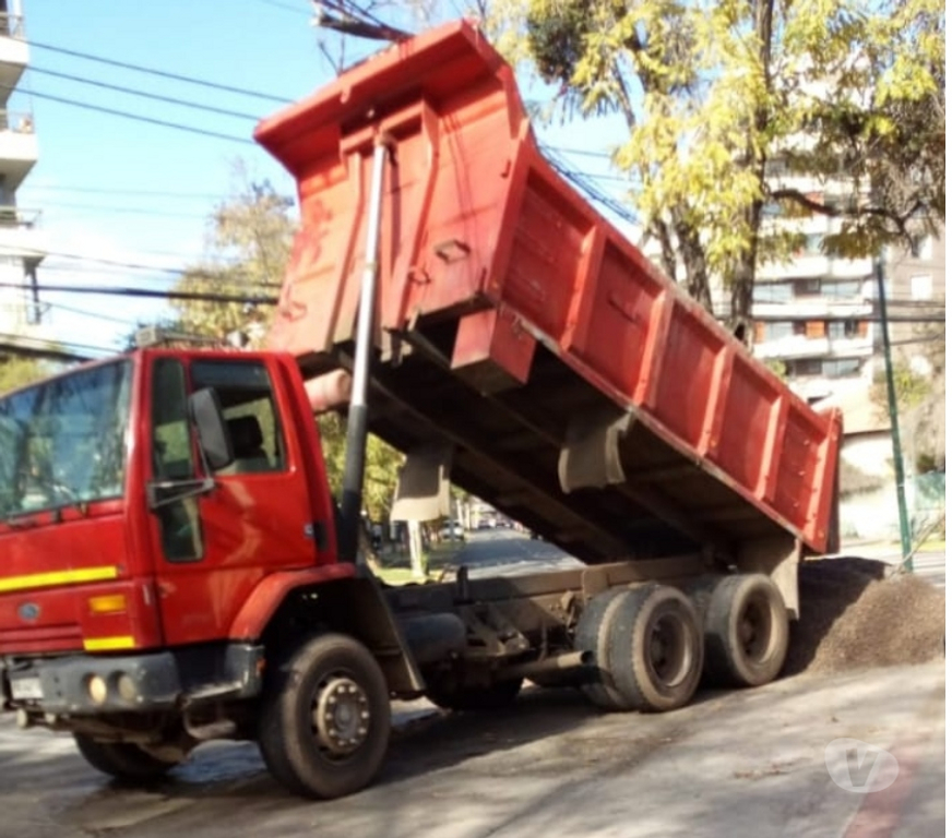 Fletes y Mudanzas - Transportes Santiago Quilicura - Fotos de Retiro de escombros,construcción,venta de áridos.QUILICURA