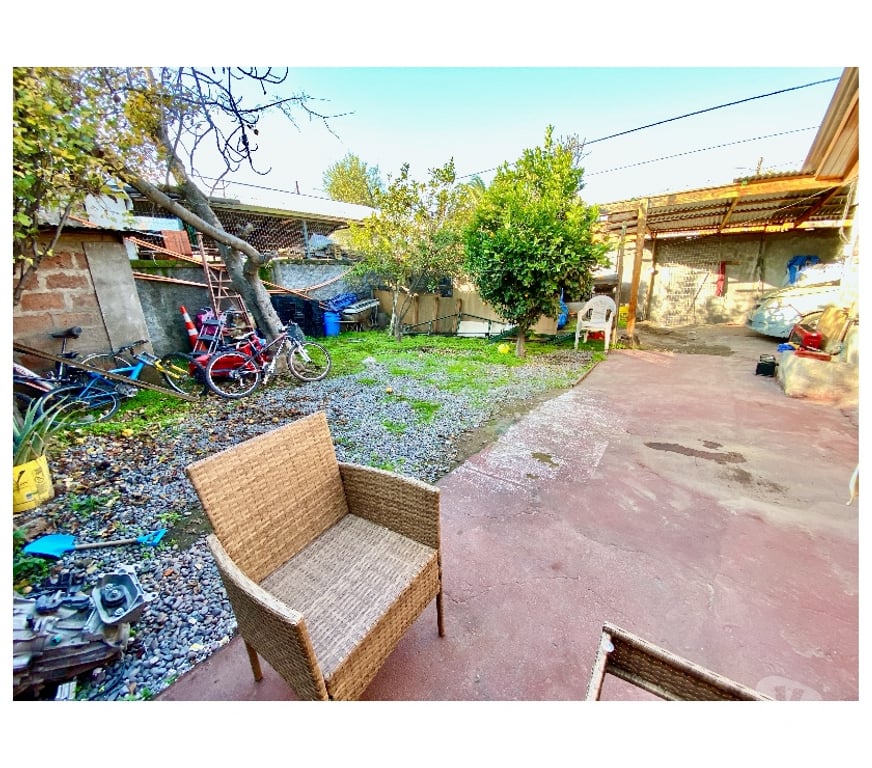 Bienes Raices Santiago Peñalolén - Fotos de Casa Esquina Con Amplio Terreno 4d1b, Peñalolén