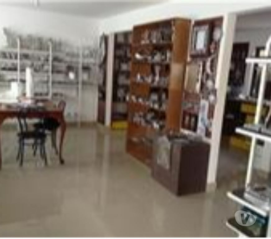 Bienes Raices Santiago Peñalolén - Fotos de Casa con Patente Comercial en Venta
