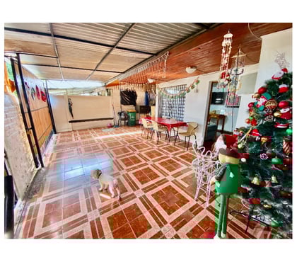 Inmobiliaria Buin Maipo - Fotos de Amplia Casa Sólida De 1 Piso 3d1b, Buin