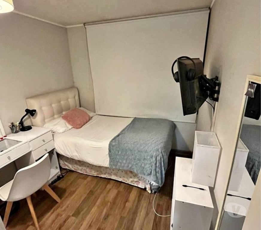 Arriendo de piezas Santiago Providencia - Fotos de Pieza con cocina Metro los leones providencia $185.000.