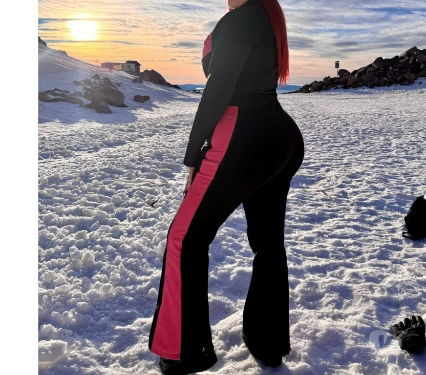 Escort Santiago Santiago - Fotos de Masajista y simpática feliz