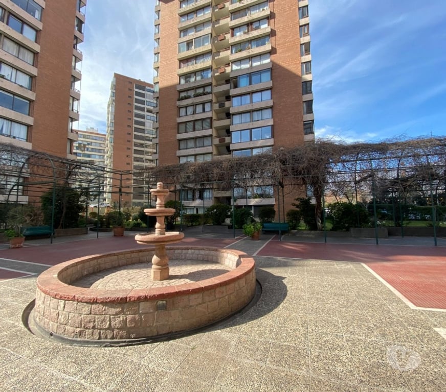 Bienes Raices Santiago Las Condes - Fotos de Venta departamento rebajado 4D-3B-2E Y 1B